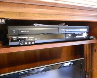 Panasonic DVD/VCR combo