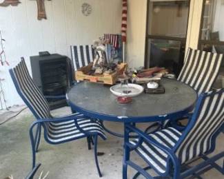 Pation table - 4 chairs