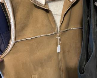 Men’s Vest - SZ XL