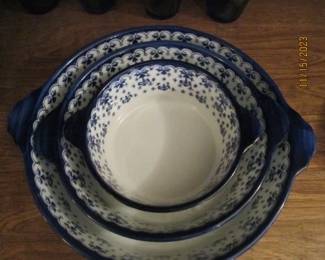 WCL Nesting baking dishes.  Set of 3