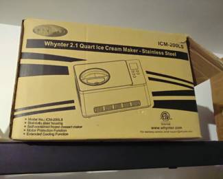 Whynter 2.1 Quart ICM 200LS Ice cream maker.....