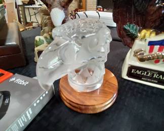 Lalique Eagle with Base.   Approx 5" tall