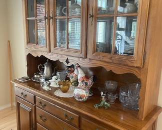 Colonial Oak China Cabinet