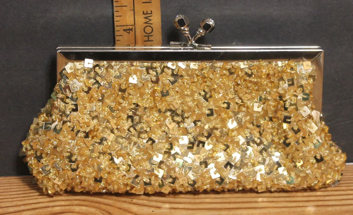 Vintage, MCM, Collectibles, And Christmas... starts on 11/10/2023