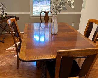 Dining Room Table w/six chairs