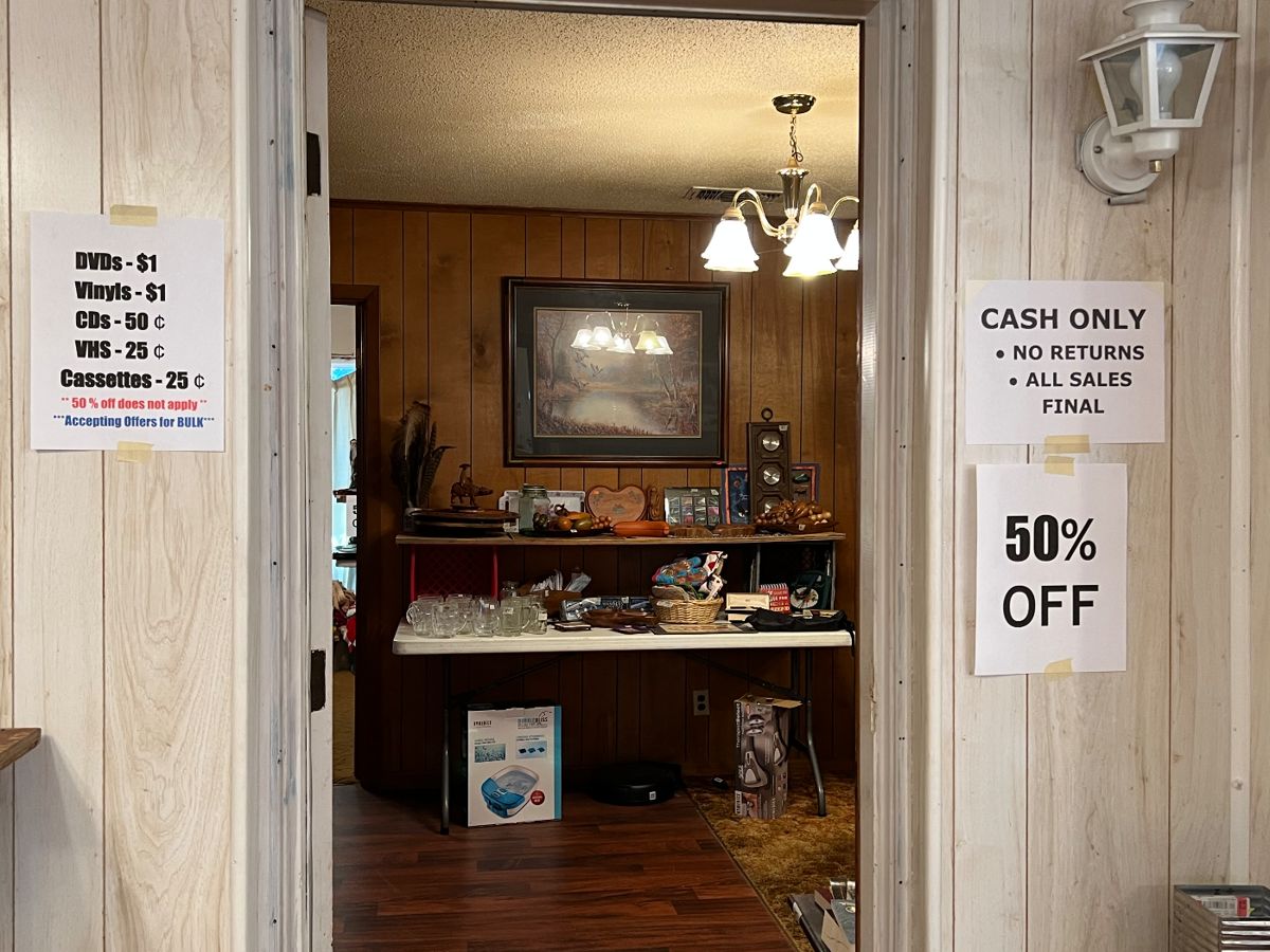 Candelaria Living Estate Sale in Texarkana, AR starts on 11/16/2023