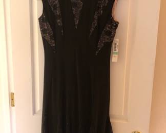 BLACK LACE DRESS