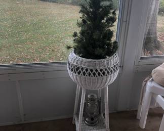 PAIR OF WICKER STANDS