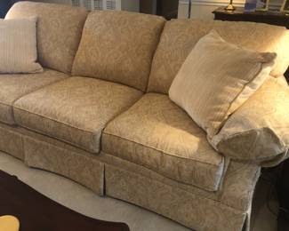 FLEXSTEEL SOFA AND MATCHING LOVESEAT