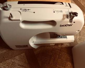 BROTHER SEWING MACHINE