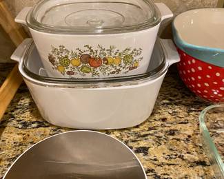 Kitchen - Corning ware