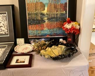 Picture, miscellaneous decor