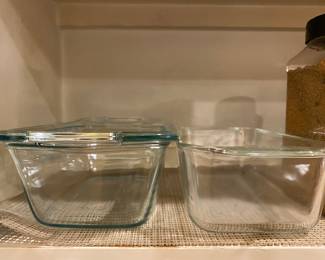 Kitchen - Pyrex