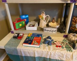 Christmas Room - miscellaneous toys, book, and Thanksgiving items