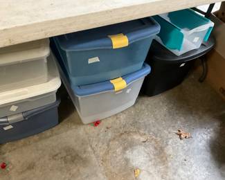 Garage - empty totes