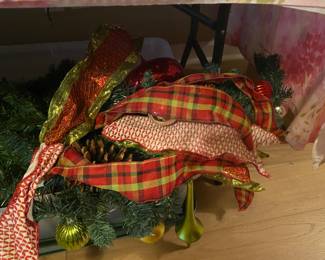 Christmas Room - ribbons in sets of 3 each