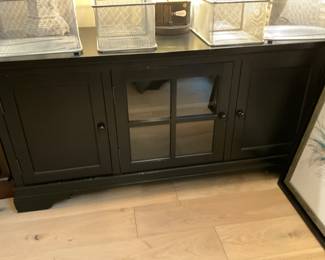 Entertainment center (low) to hold TV & accessories 