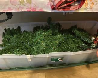 Christmas Room - large lighted garland