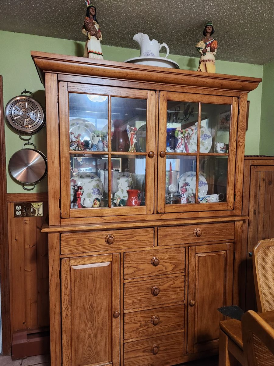 Fantastic Bristol Estate Sale starts on 11/17/2023