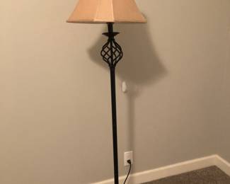 Floor lamp