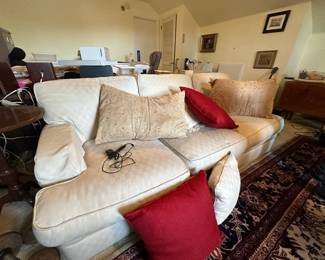 Cozy Couch in Good Condition!