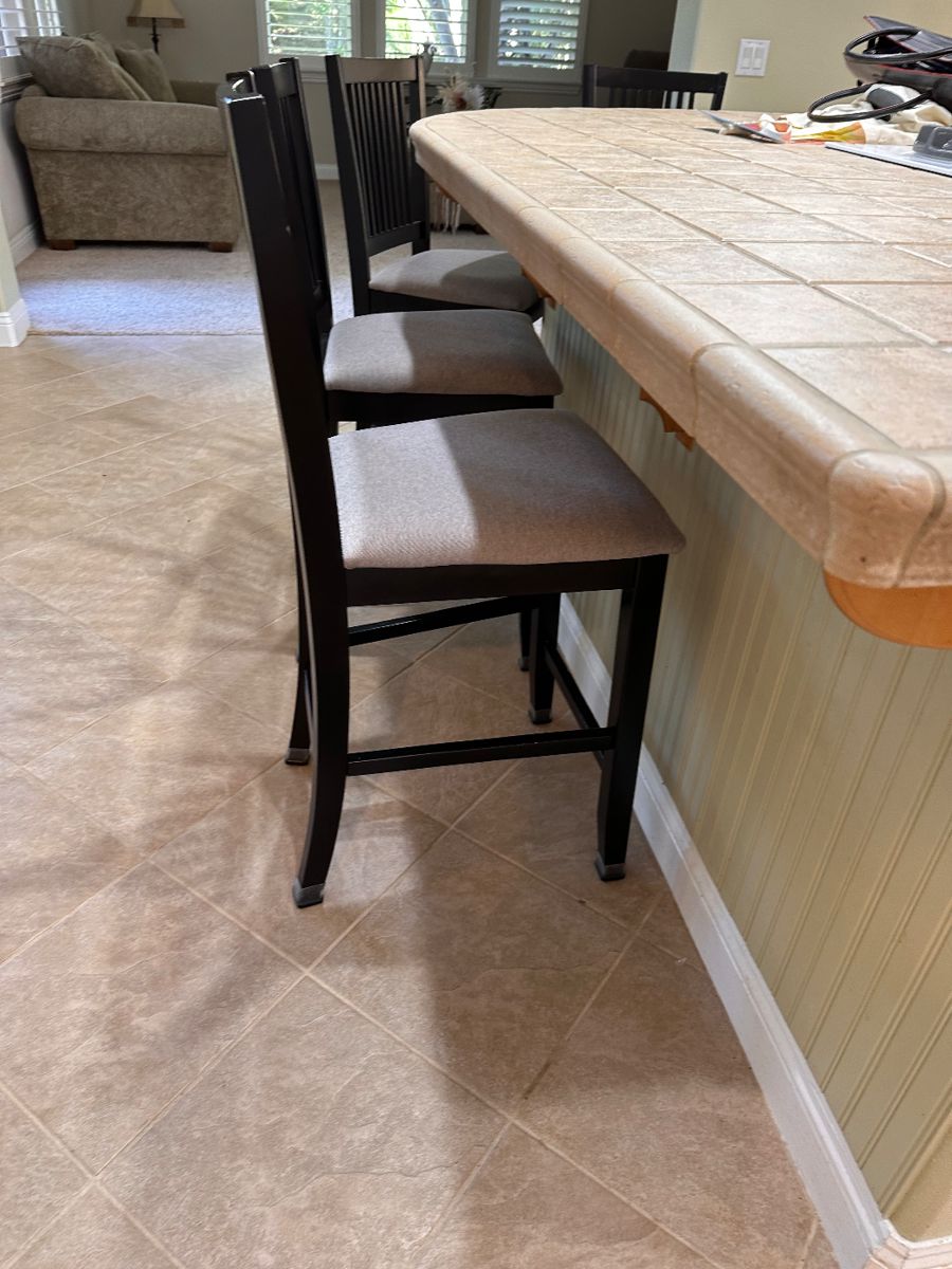 HUGE MOORPARK ESTATE SALE in Moorpark, CA starts on 11/11/2023