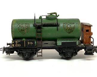 1950s BP 314 tank-car by Marklin 