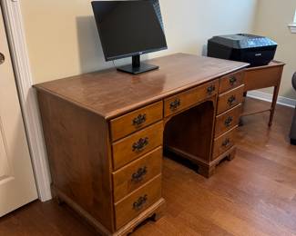 29	$175 	
Ethan Allen wood desk Chippendale style pulls 	