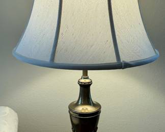 4	$80 	
Pair of brass gold lamps 