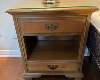 36	$56 	
Four shelves bookcase 32x12x57	