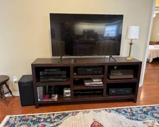 14	$220 	
Entretainment center 73Wx16 1/2Dx30T LR		