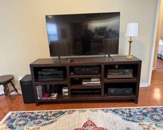 14	$220 	
Entretainment center 73Wx16 1/2Dx30T LR		