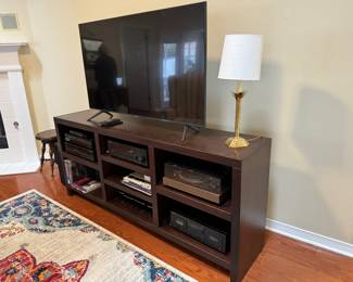 14	$220 	
Entretainment center 73Wx16 1/2Dx30T LR		