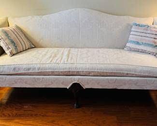 3	$295 	
Couch cream 80Wx31Dx30T	