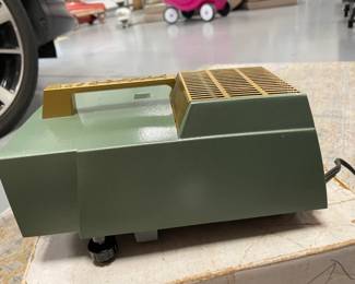 1950's Realist 400 Slide Projector with slide trays. Original box, in working condition    $40