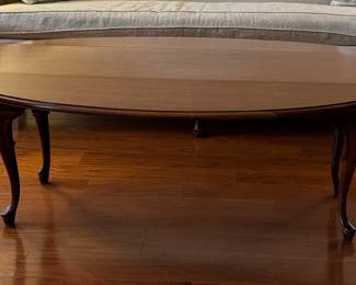 2	$150 	
Drop leaf coffee table 51Wx15Dx18T