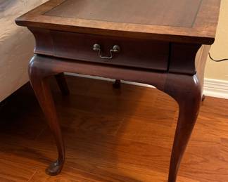 1	$150 	
Pair of end tables Hickory chair company 18x26x22	