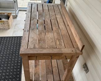 47	$100 	
Outdoor potting garden work table 48x24x36	