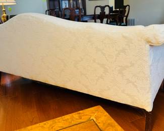 3	$295 	
Couch cream 80Wx31Dx30T	