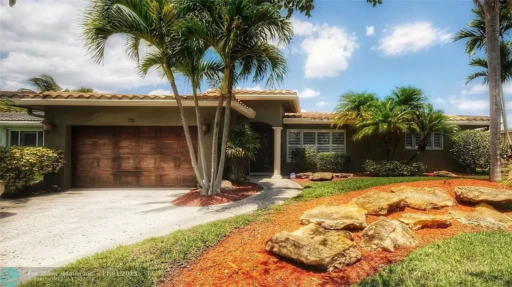 POMPANO BEACH ESTATE AUCTION in Pompano Beach, FL starts on 11/11/2023