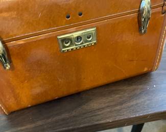 Vintage samsonite travel case
