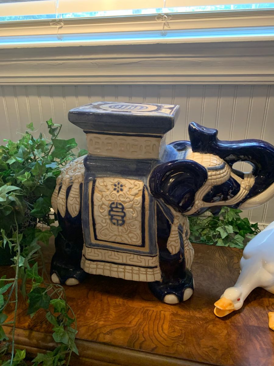 Thomasville Estate Sale starts on 11/16/2023