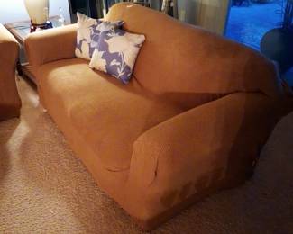 Love seat to match!