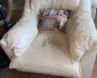 Leather arm chair 