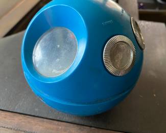 Vtg. Panasonic radio 