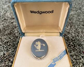 Vintage Wedgwood brooch in box.