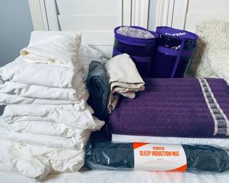 beautiful bedding and linens