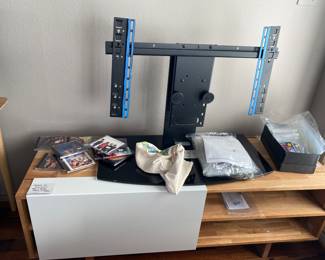 Electric tilt and lift TV mount