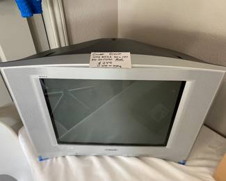 Top end Sony WEGA vintage gaming television