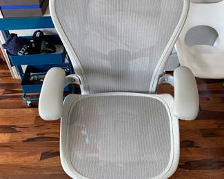 Knoll style c2 zero gravity office chair